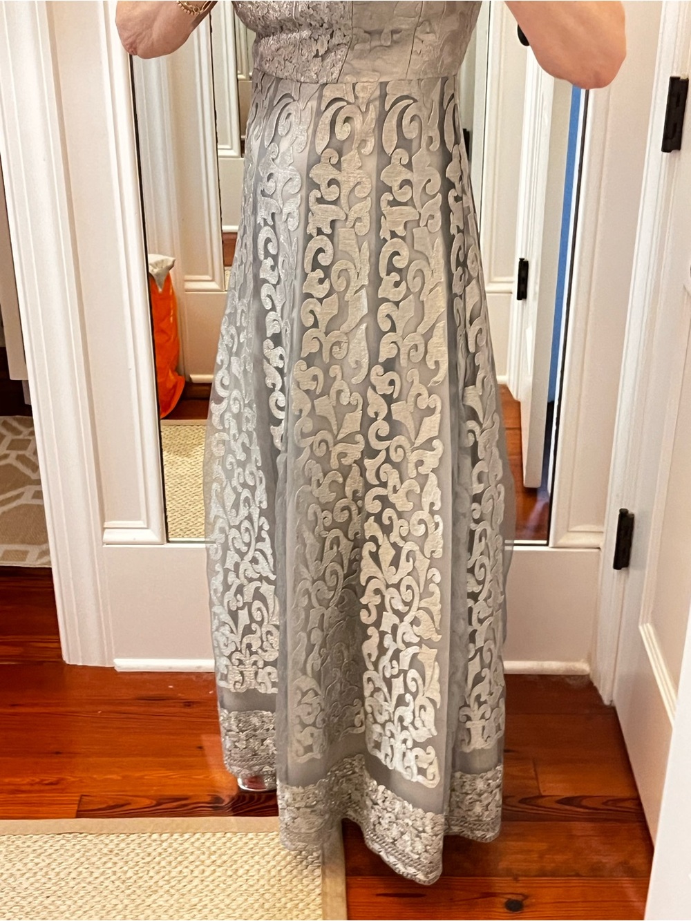 Kay Unger Silver Lace-Overlay Evening Gown